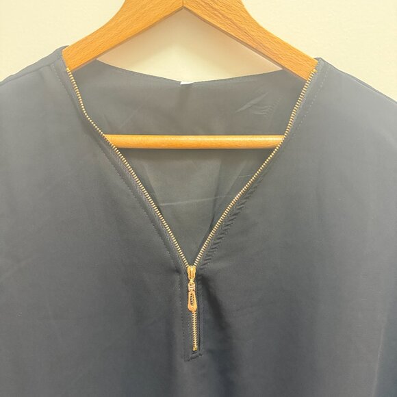 Plus Size Tops for Women Solid Short Sleeve V-Neck Pullover Chiffon Blouse - Picture 3 of 6